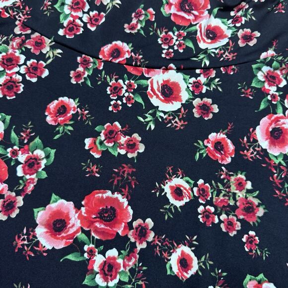 Women’s Skirt Black Red Floral PXL Pull On Stretchy Flowy Feminine Romantic - Picture 6 of 6